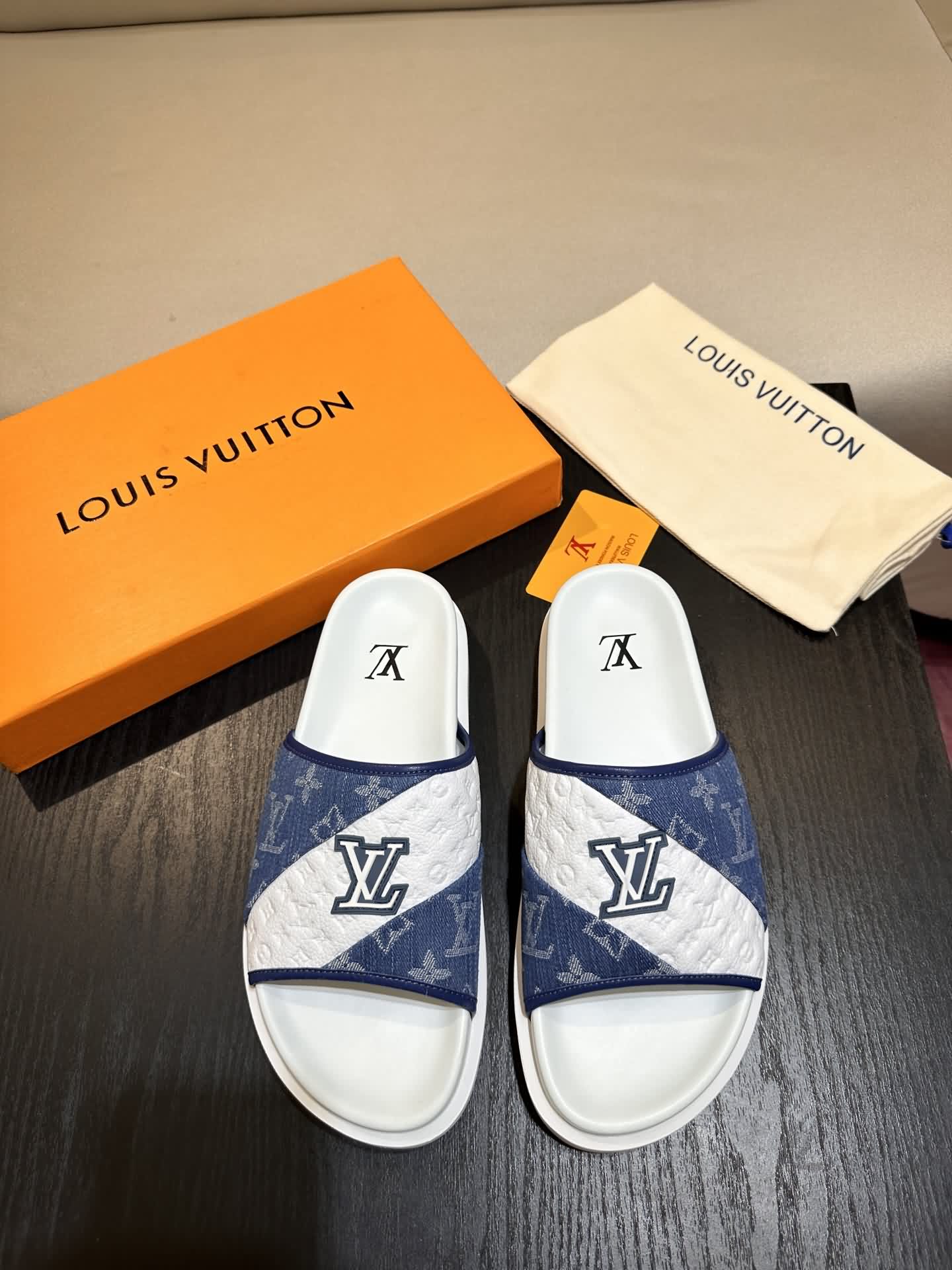 L奢品Trainer 涼拖鞋