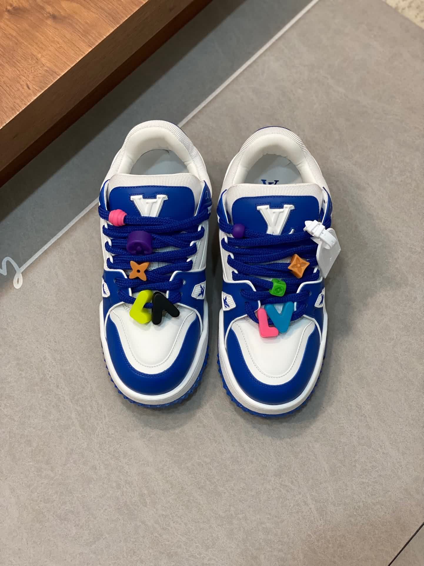 L家SS23 秀款Trainer DIY串珠