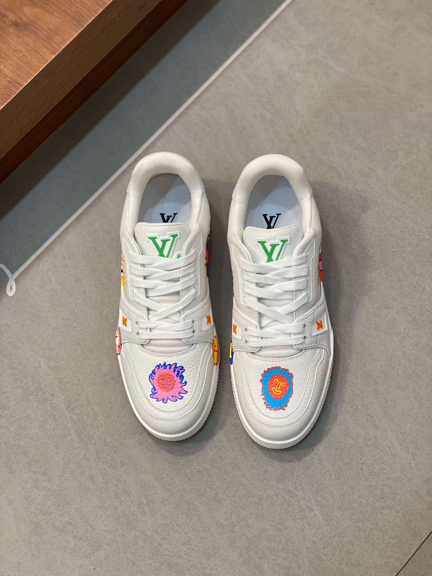 LV奢品Trainer情侶款休閒運動鞋