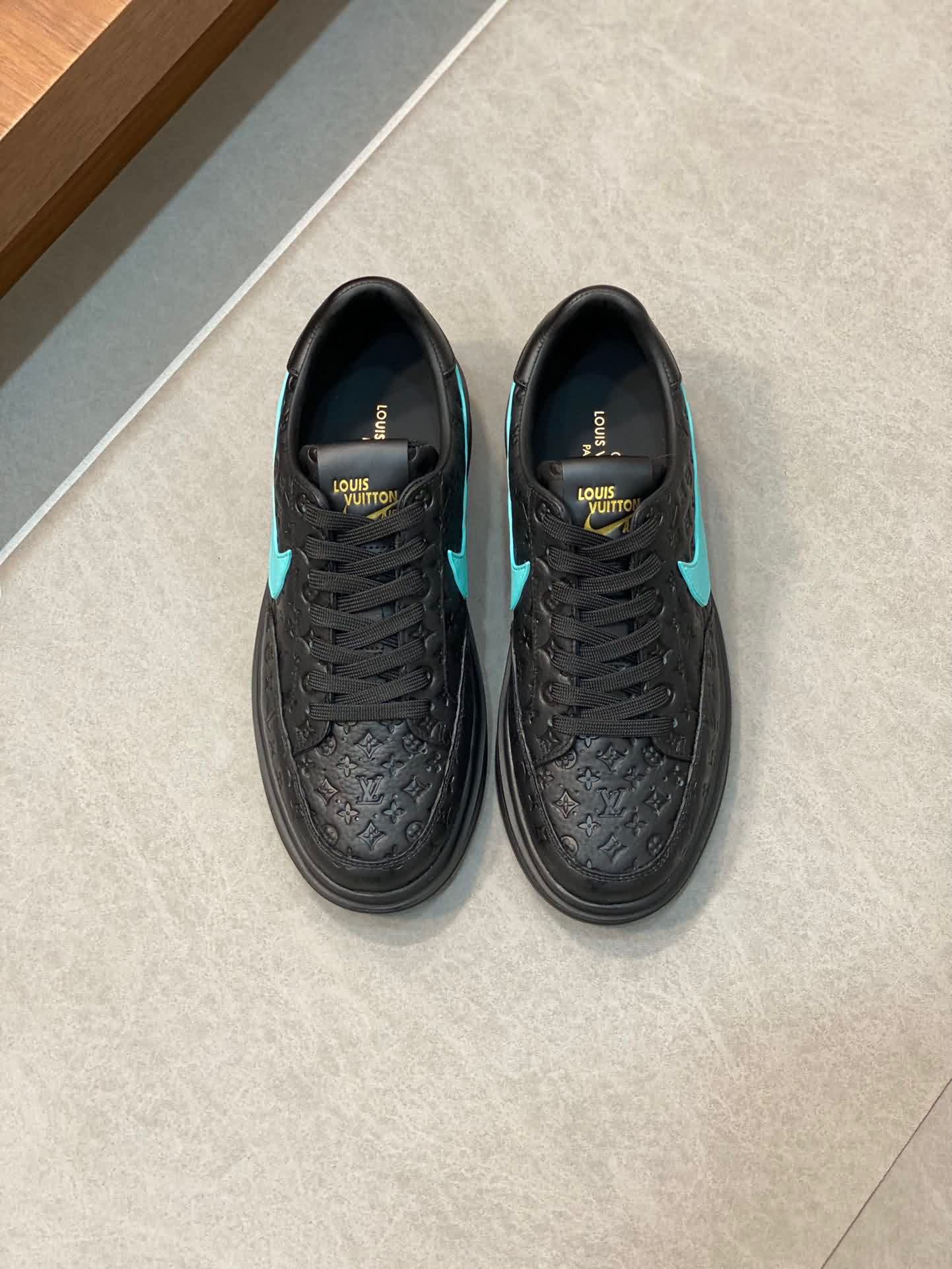 Louis Vuitton x x Nike 聯名款