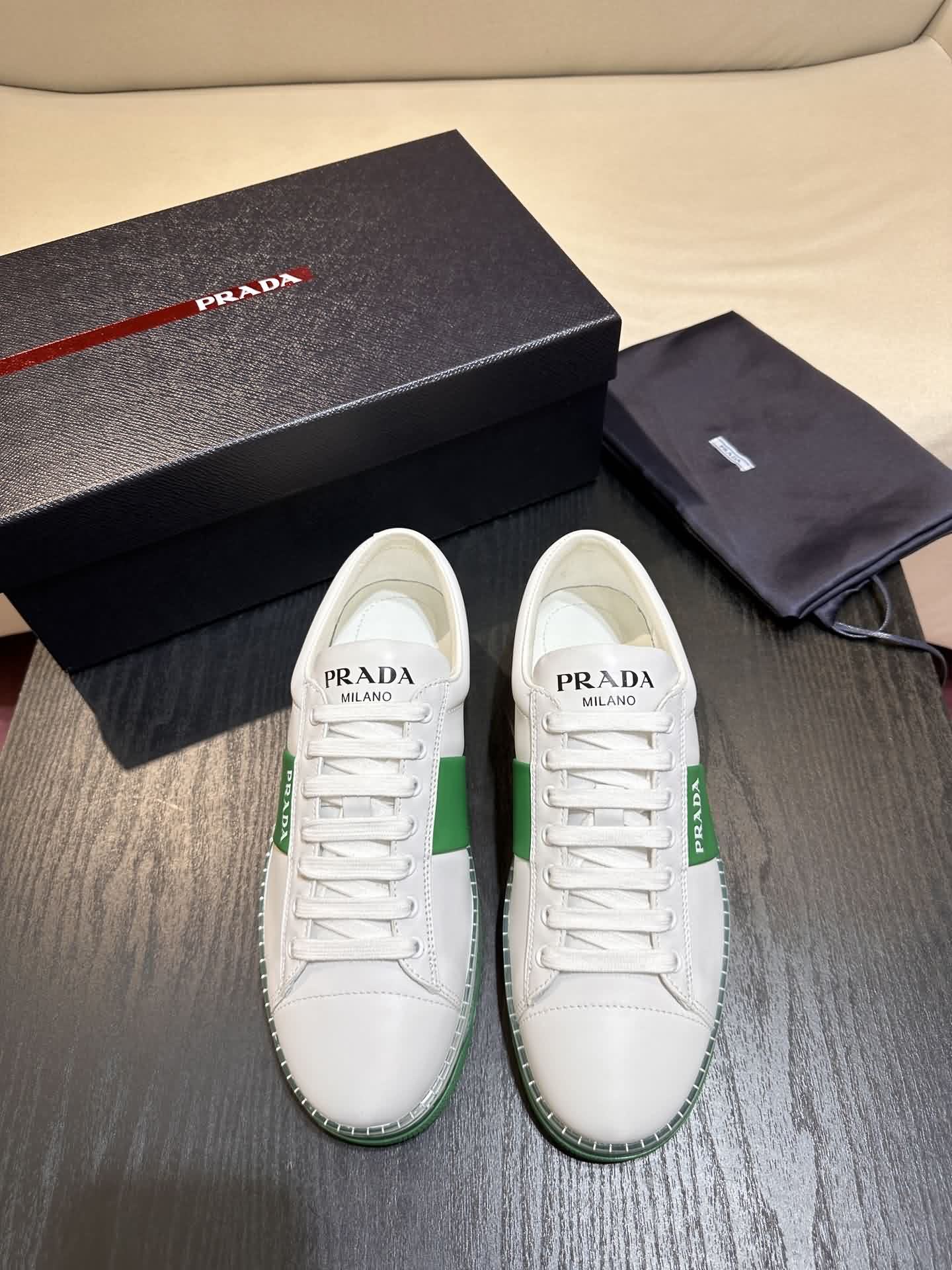 Prada PRAX 01運動鞋