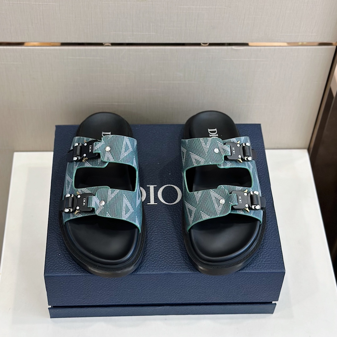 D家 Aqua 涼鞋