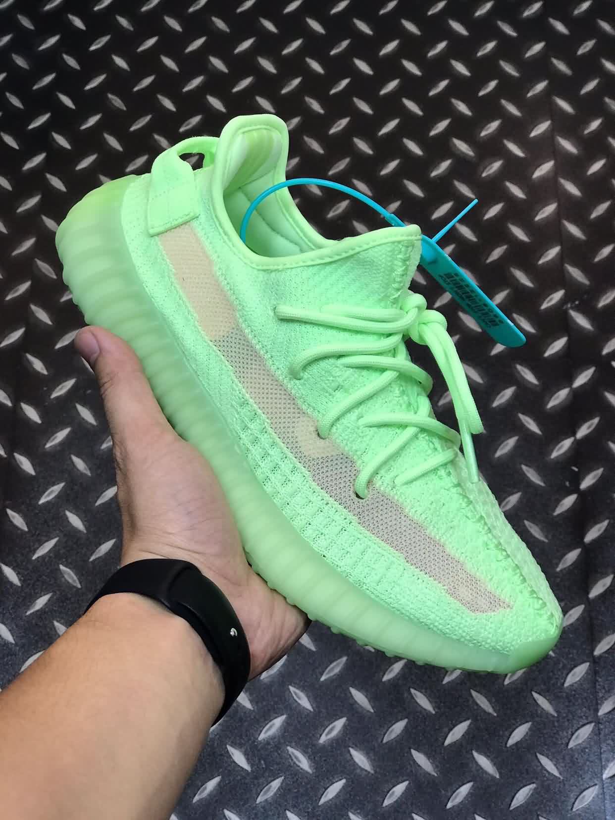 adidas YEEZY  BOOST 350 V2