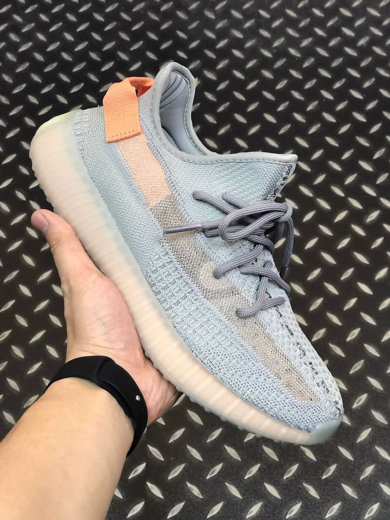 adidas Yeezy Boost 350 v2