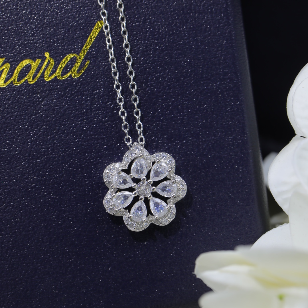 蕭邦小號花朵項鏈