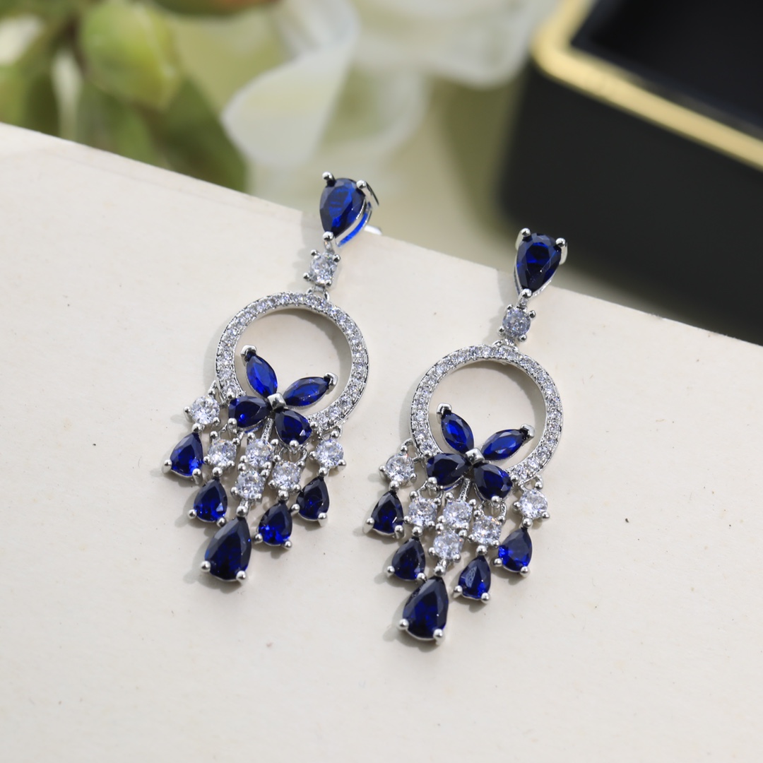 格拉芙 品牌鑲鑽耳環