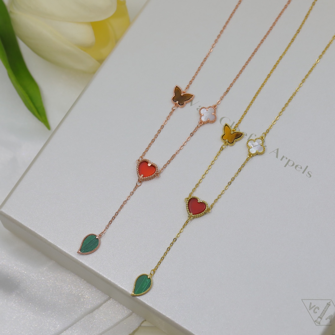 Van Cleef & Arpels 梵克雅寶四葉草系列