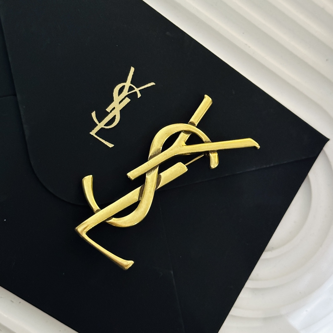 YSL 復古 古銅色 光面 胸針
