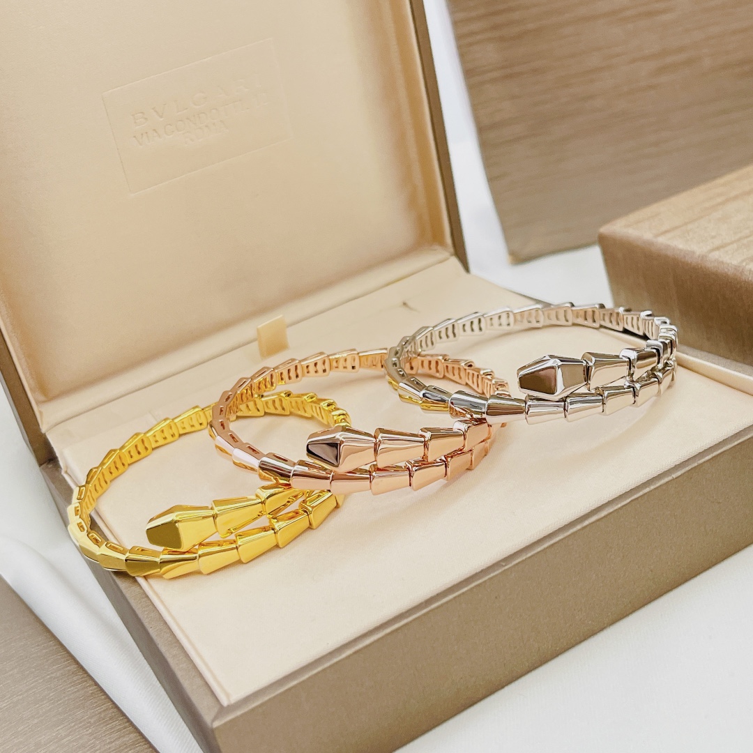 寶格麗  22年最新 經典 光面 蛇形手鐲