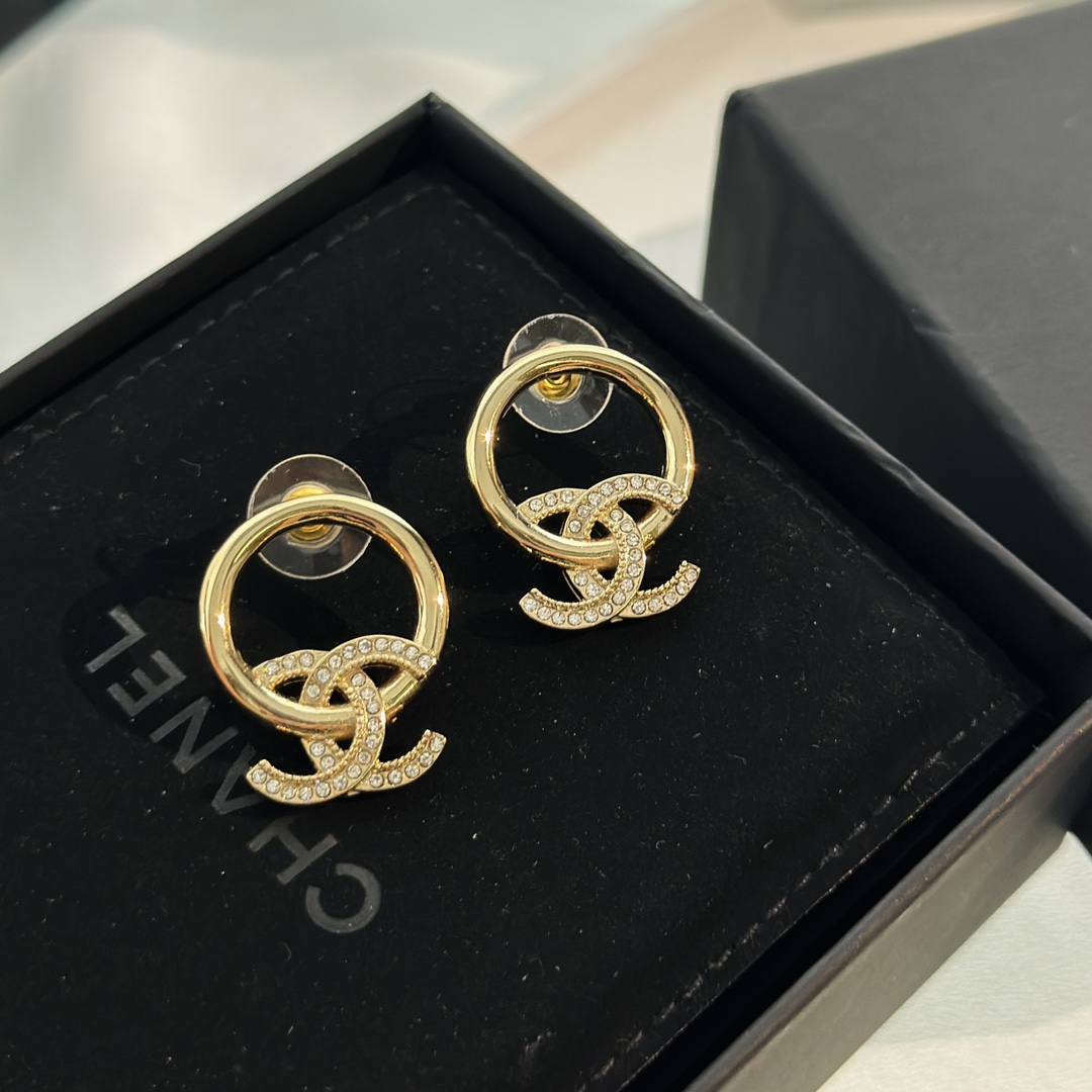 Chanel 22b新款 滿鑽耳環