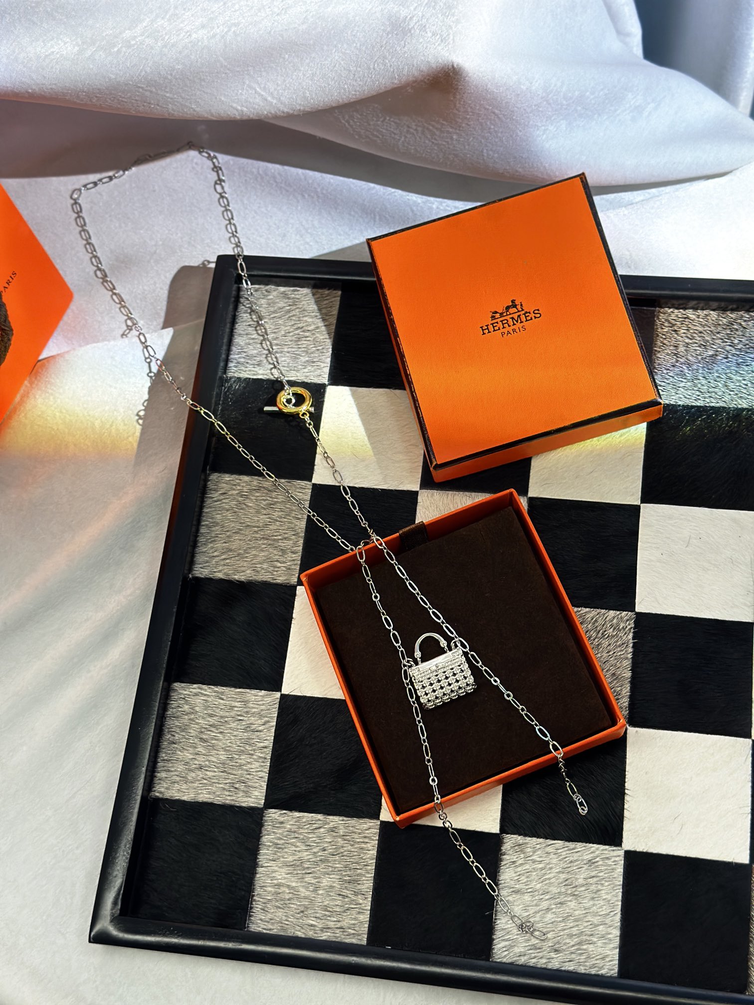 Hermes 愛馬仕   新款包包 流蘇 項鏈