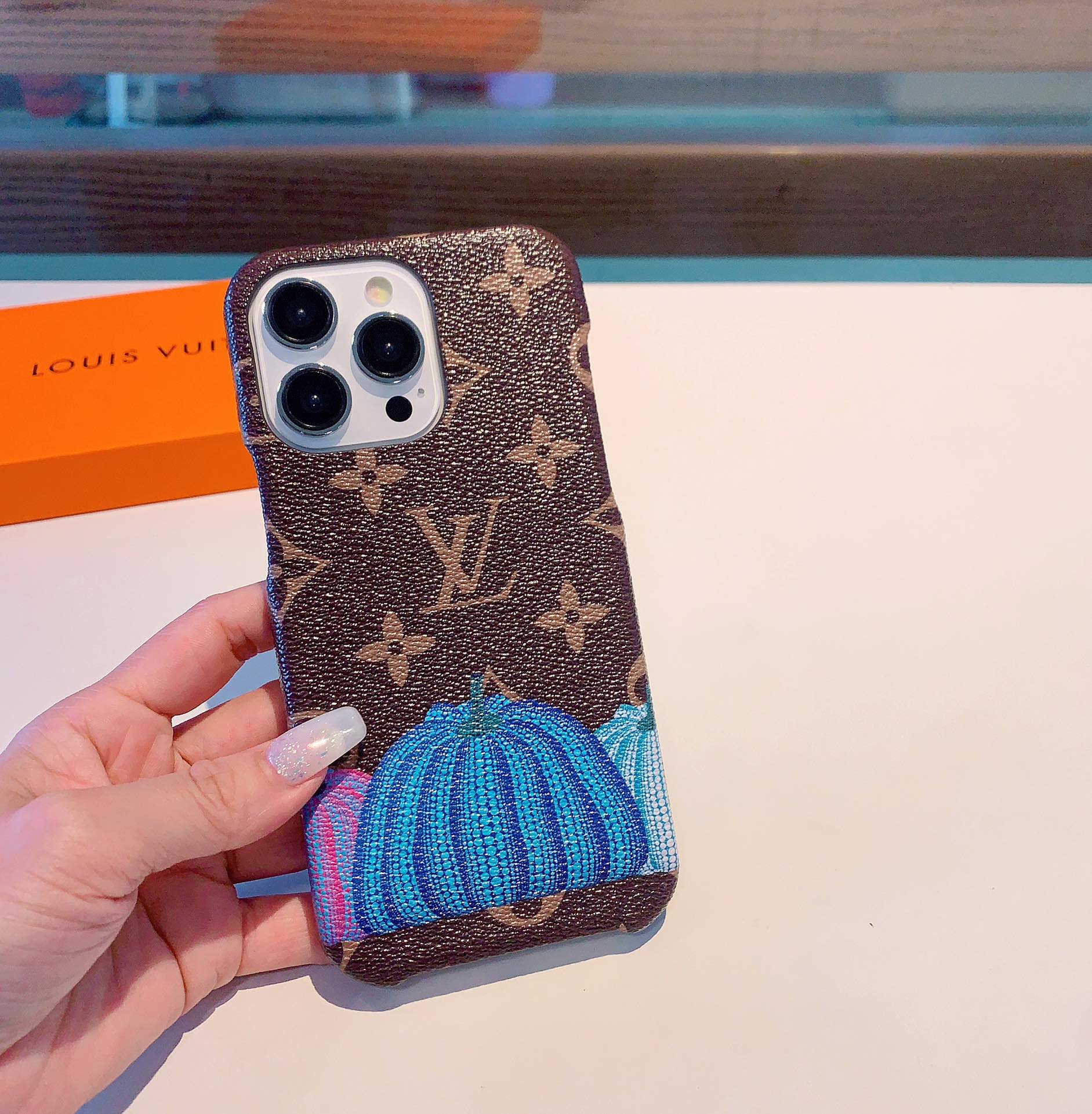 Lv經典老花炫彩南瓜圖案手機殼