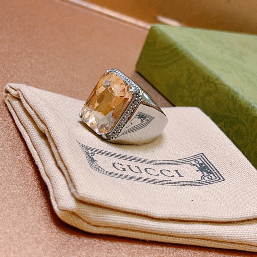 古馳戒指最新款式天然施華洛鑽戒指