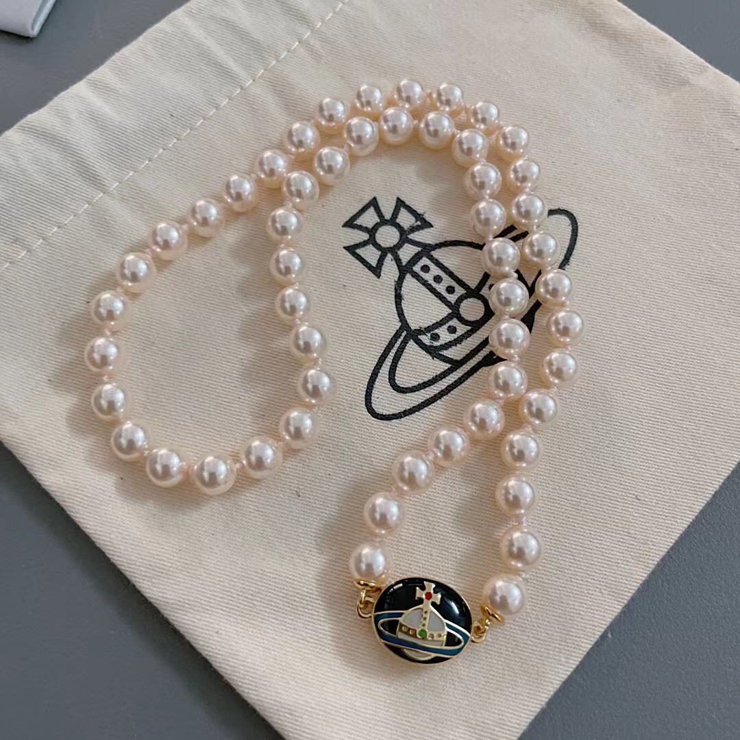 金黑項鏈【VivienneWestwood】Lisa同款