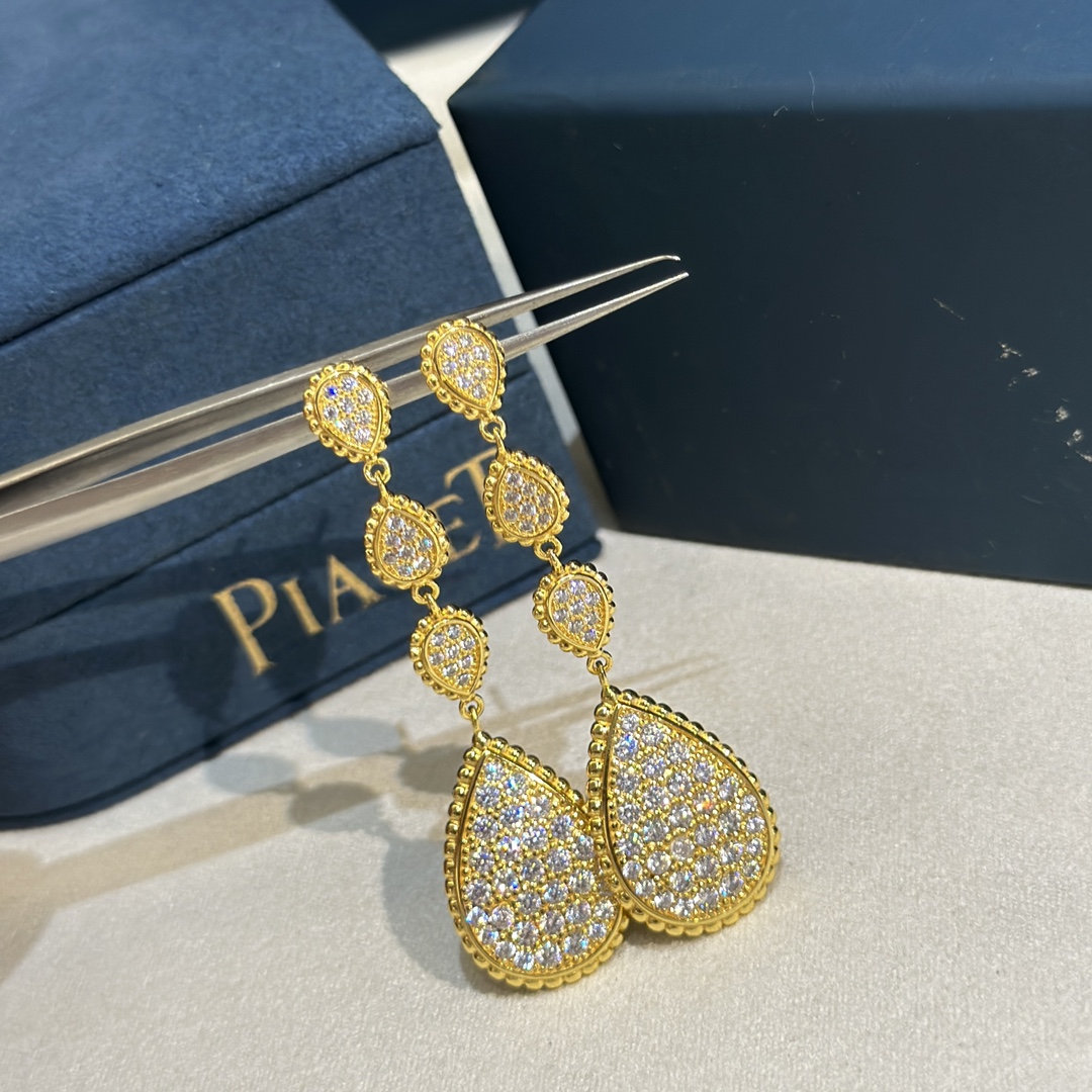 Boucheron 新款 耳釘