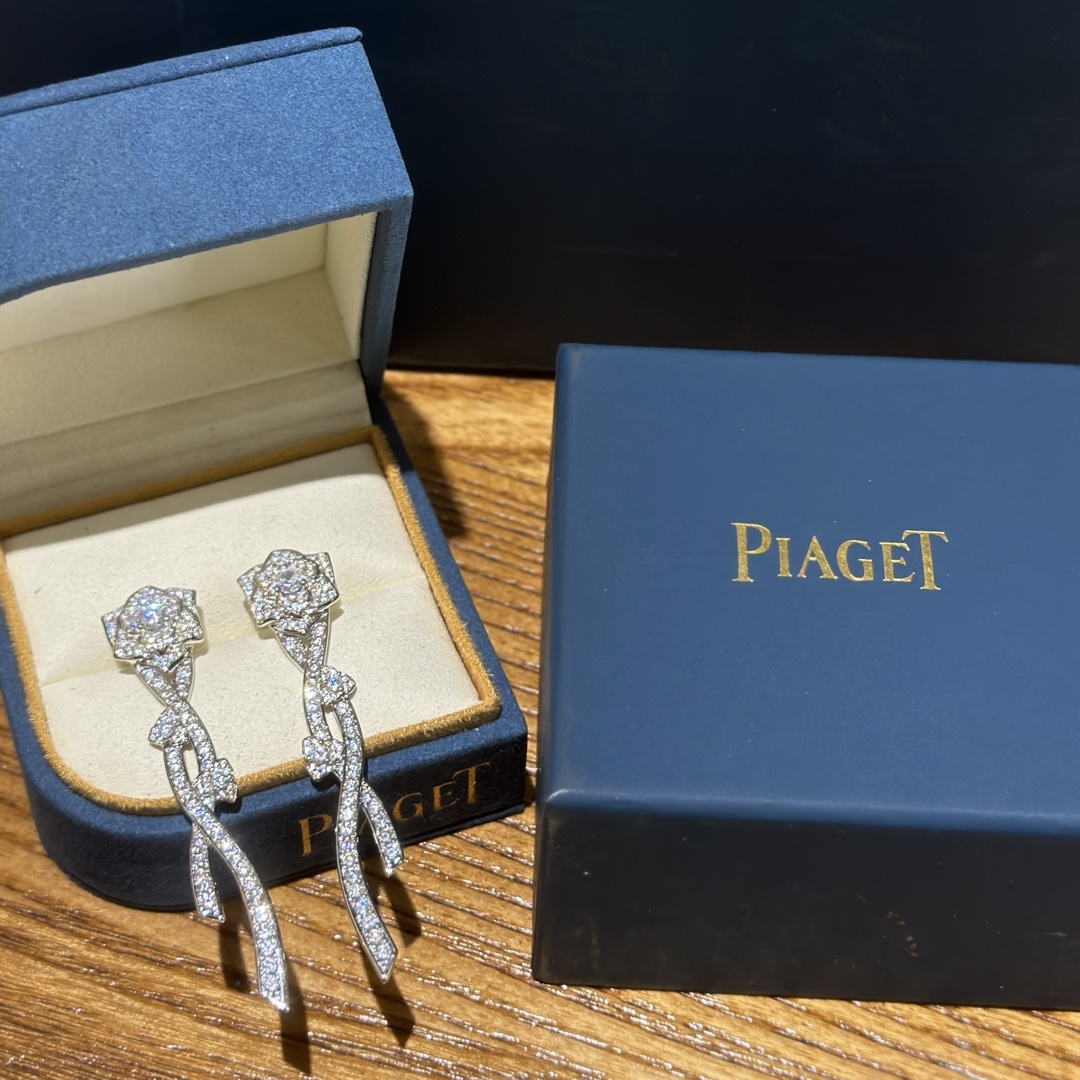 PIAGET 23C新款  玫瑰花 流蘇 耳環