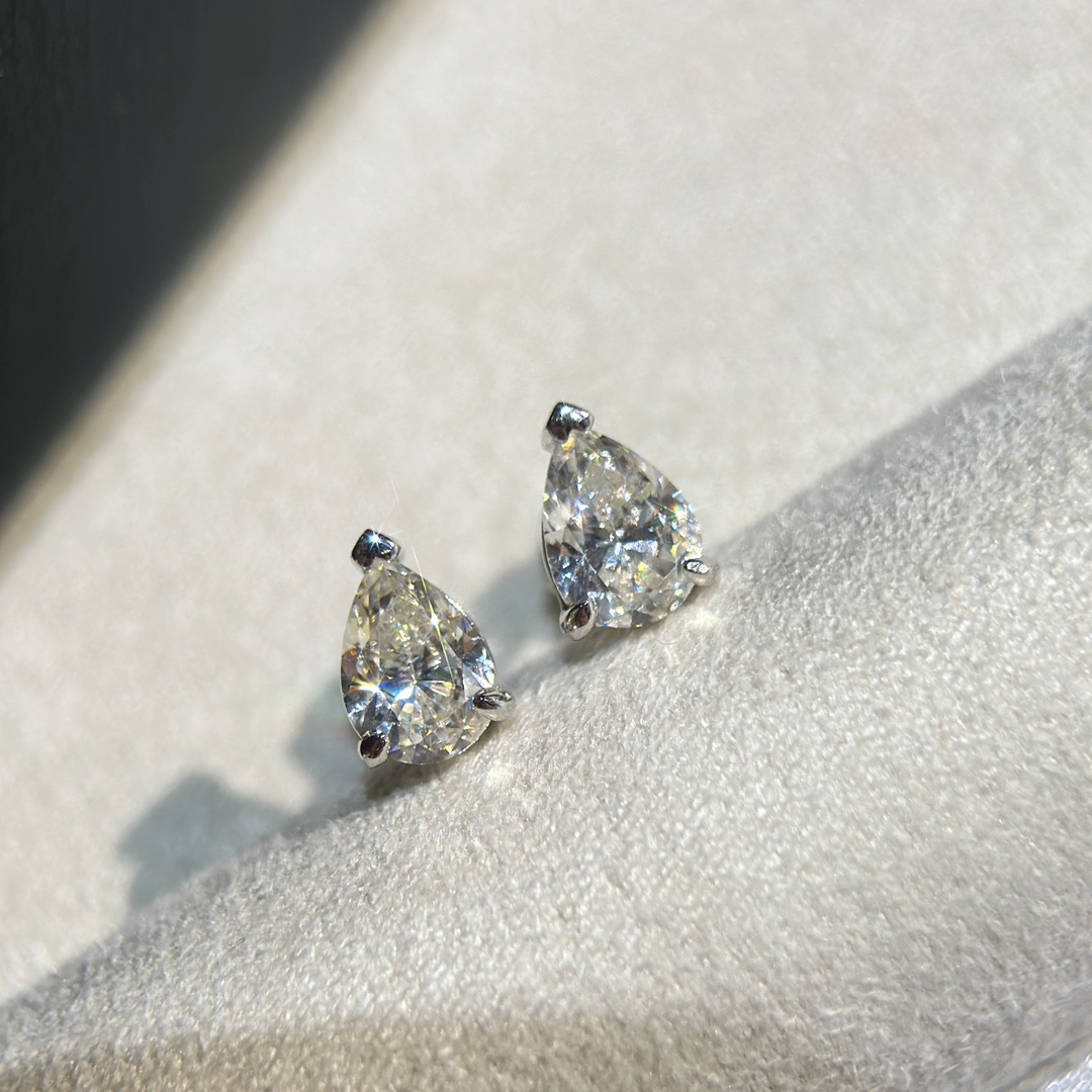 【仿真鑽】GRAFF 0.5CT 水滴 耳釘