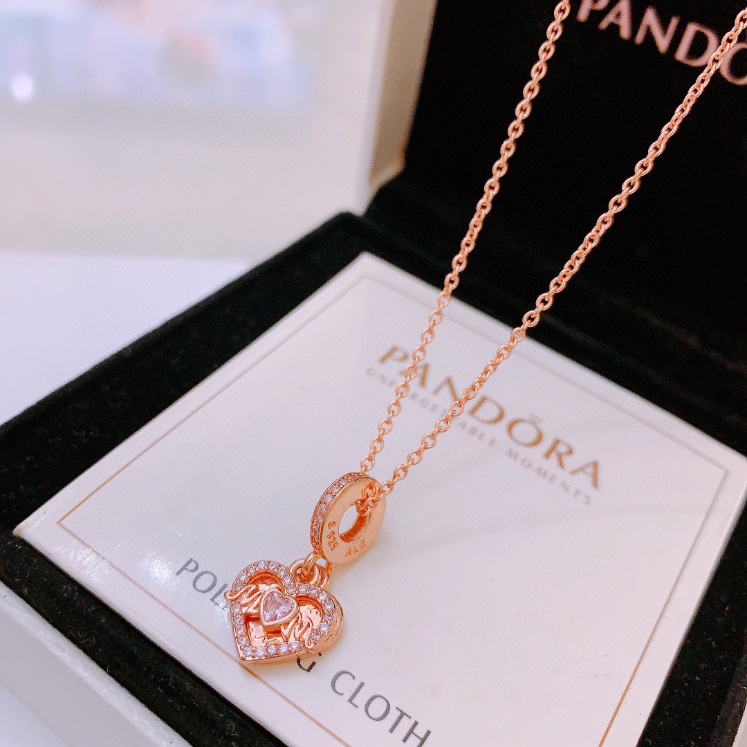 潘多拉項鏈Pandora