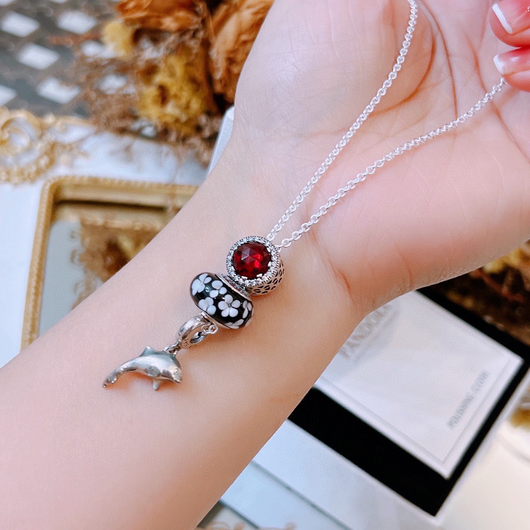 潘多拉項鏈Pandora