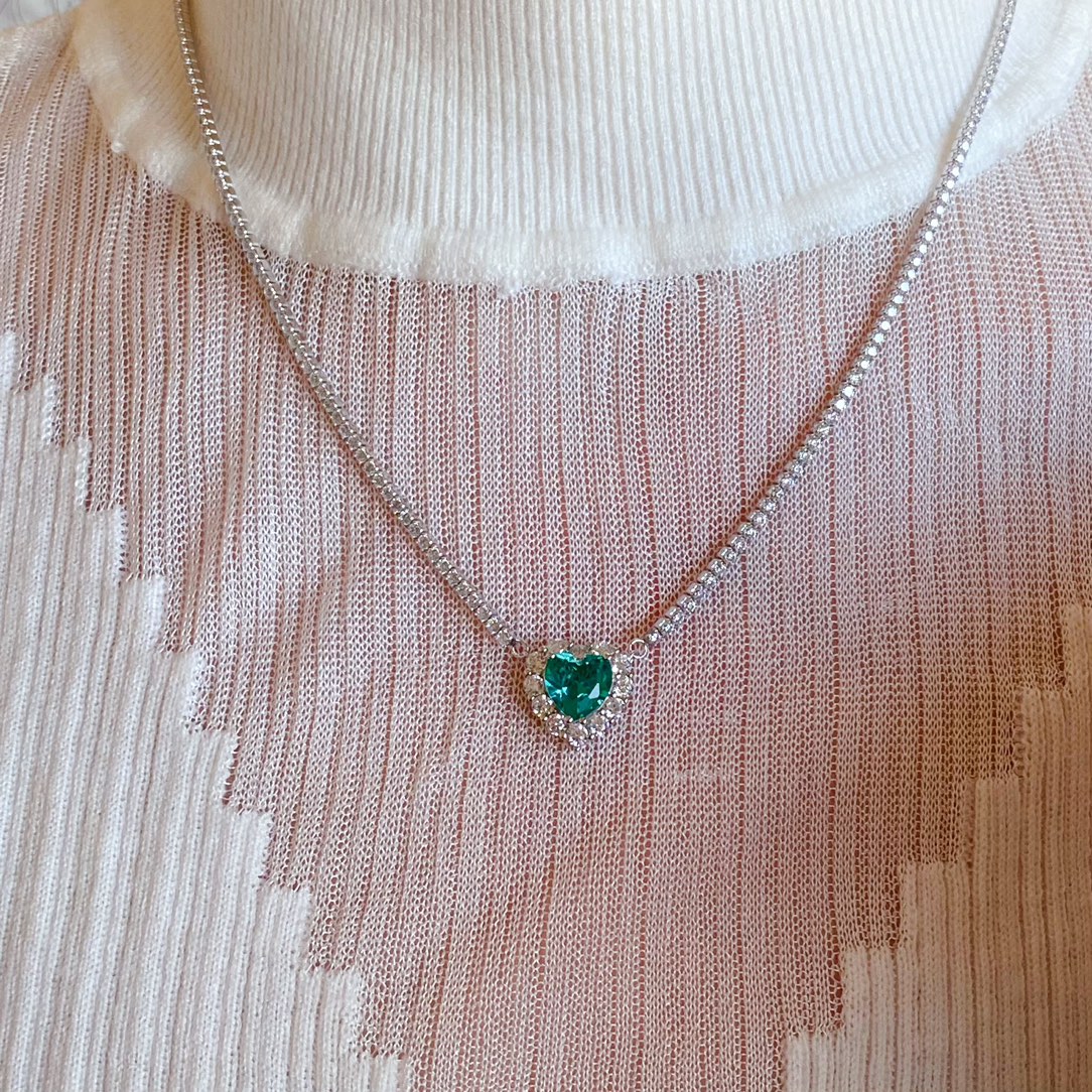 彩寶：925200人工帕拉伊巴愛心項鏈