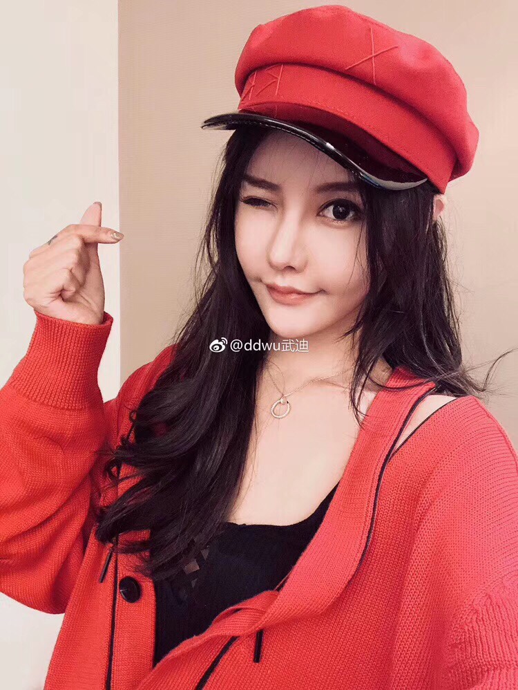 Cartier卡地亞滿鑽釘子項鏈