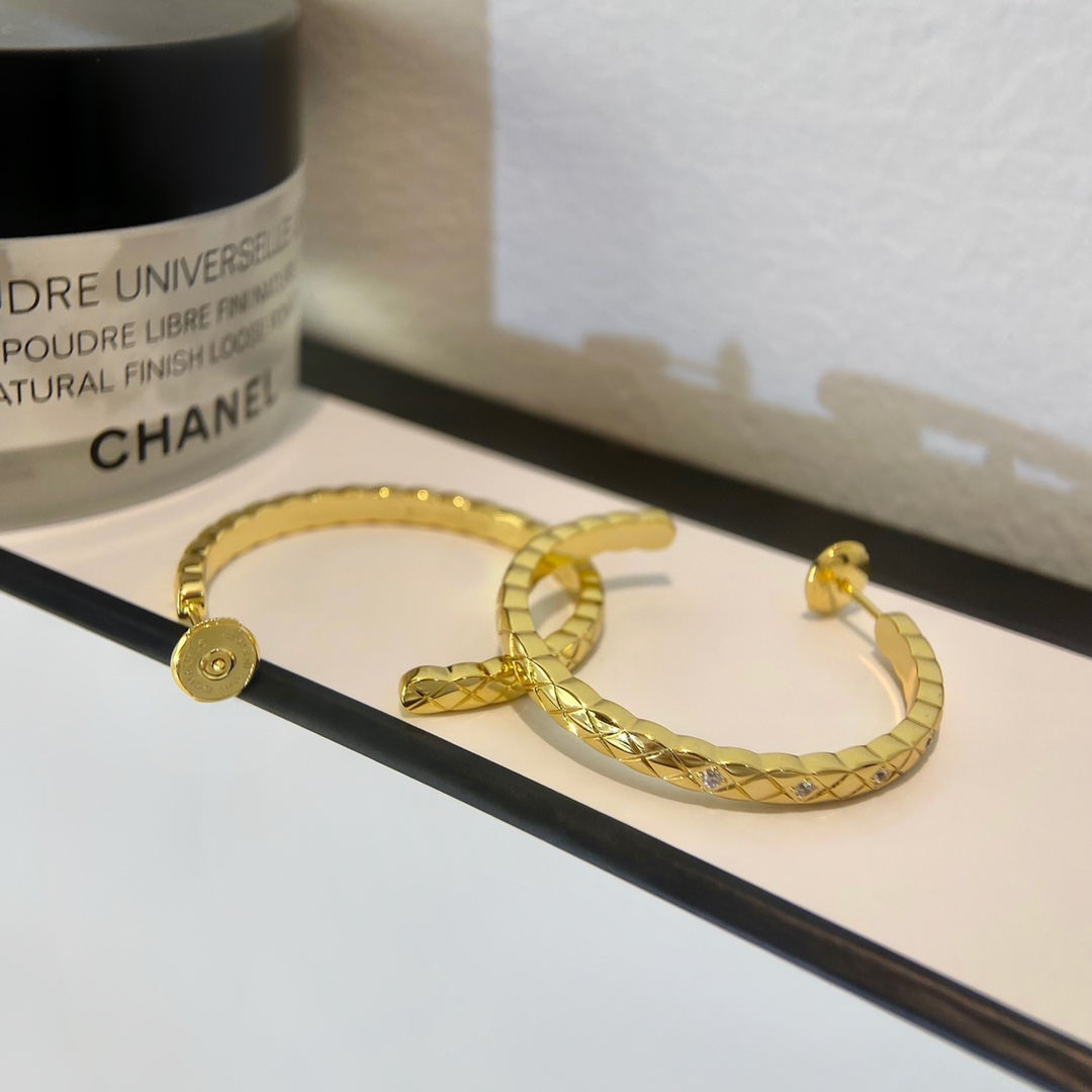 Coco Crush Hoop Earring間鑲鑽耳環